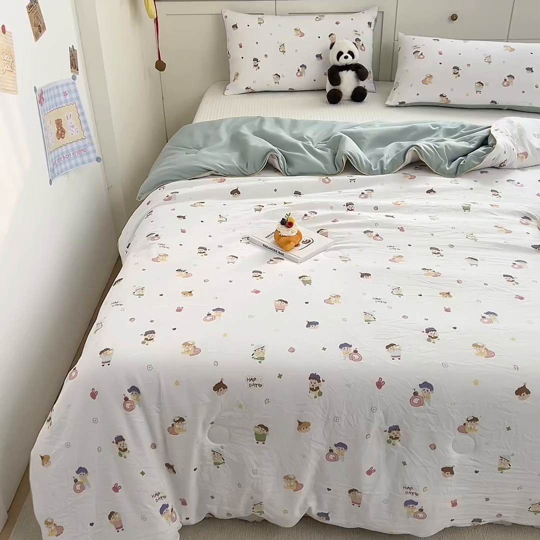 91家纺网 家纺一手货源 找家纺 铺尚美家纺 2026新款A类水洗双层纱大豆夏被子被芯 小新乐园