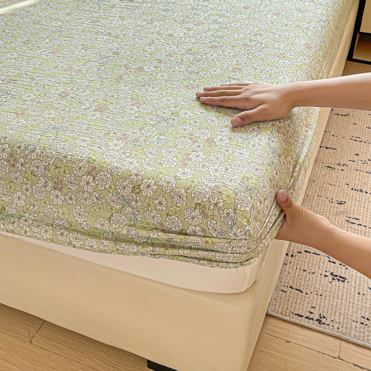 91家纺网 家纺一手货源 找家纺 优选良品 2025新款ins小清新木棉双层纱印花床笠床垫保护罩枕套三件套 繁苏