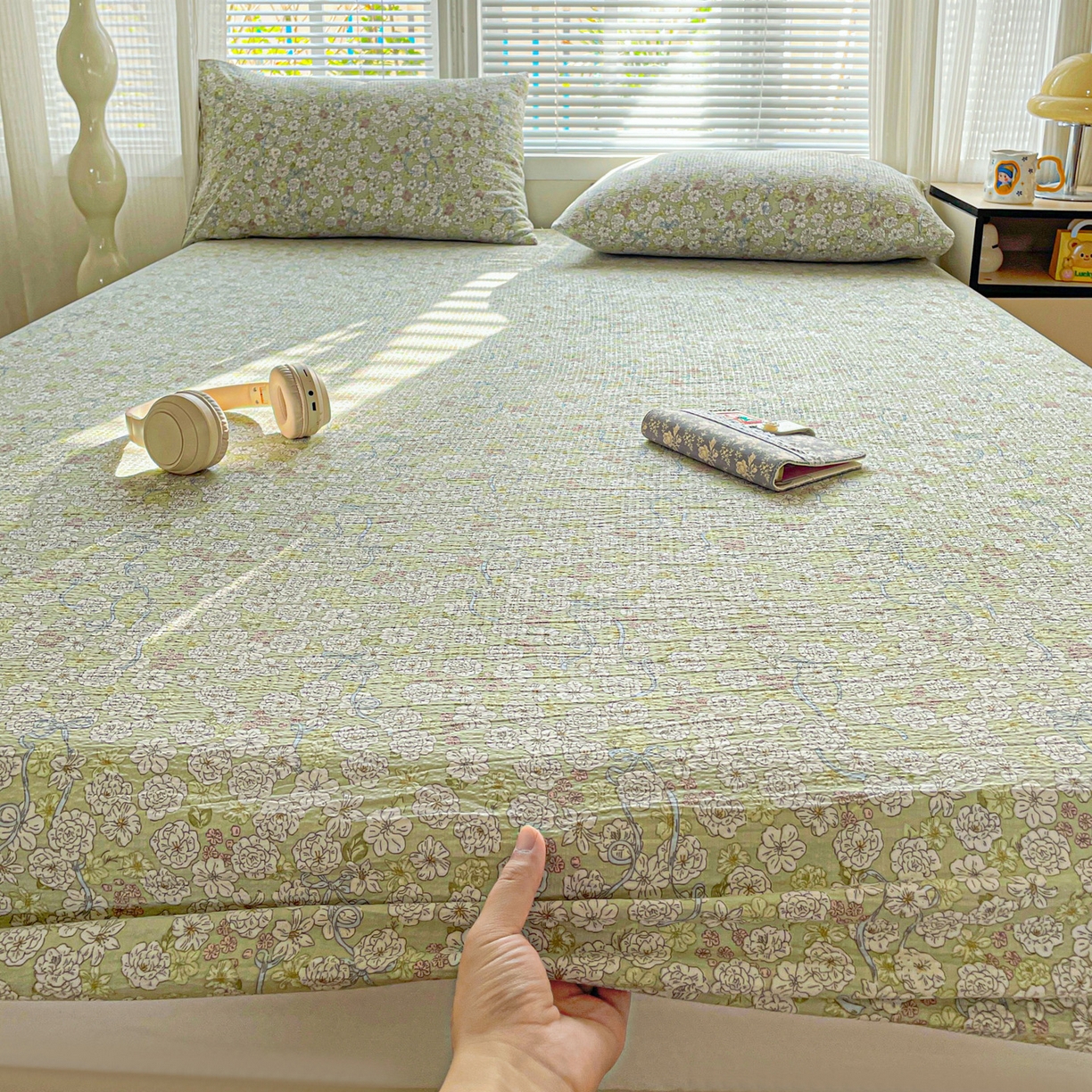 91家纺网 家纺一手货源 找家纺 优选良品 2025新款ins小清新木棉双层纱印花床笠床垫保护罩枕套三件套 繁苏