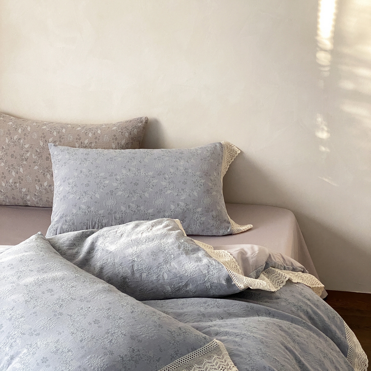 91家纺网 家纺一手货源 找家纺 赫帛 2026新款全棉纯棉色织提花水洗棉四件套-叶岚 叶岚-蓝色