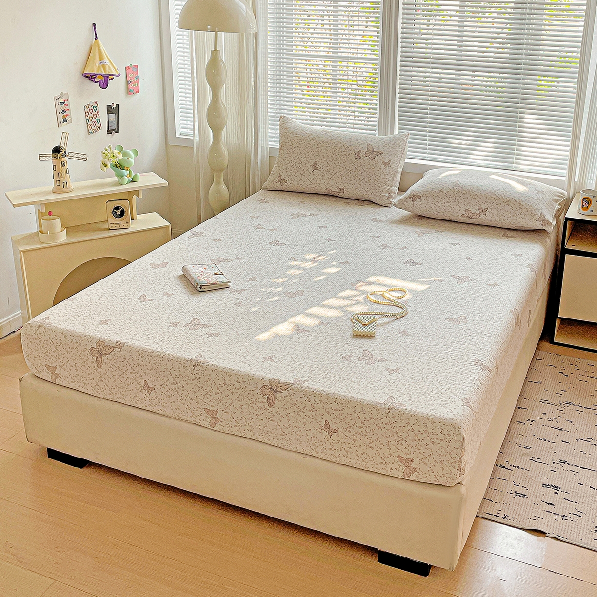 91家纺网 家纺一手货源 找家纺 优选良品 2025新款ins小清新木棉双层纱印花床笠床垫保护罩枕套三件套 蝴蝶谷