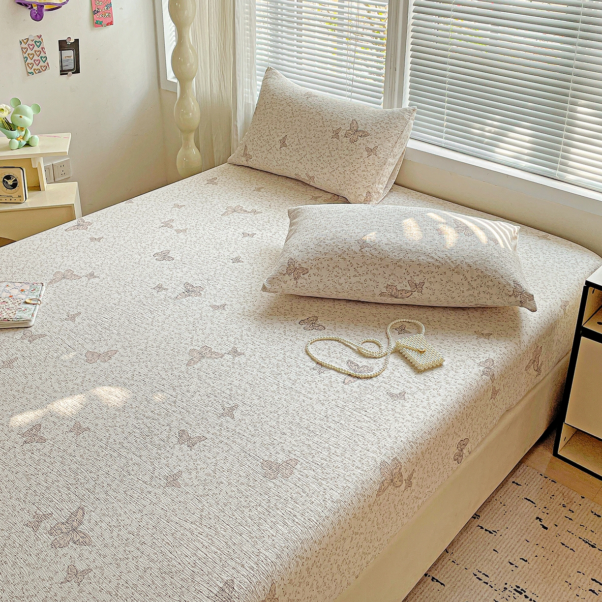 91家纺网 家纺一手货源 找家纺 优选良品 2025新款ins小清新木棉双层纱印花床笠床垫保护罩枕套三件套 蝴蝶谷