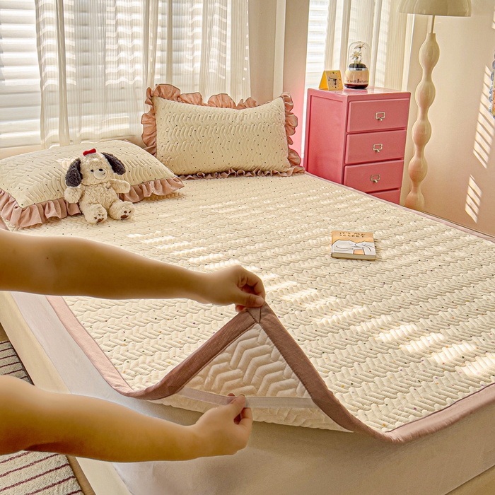 纽缦家纺 2026春夏新款云感提花双层纱夹棉床垫 波点世界