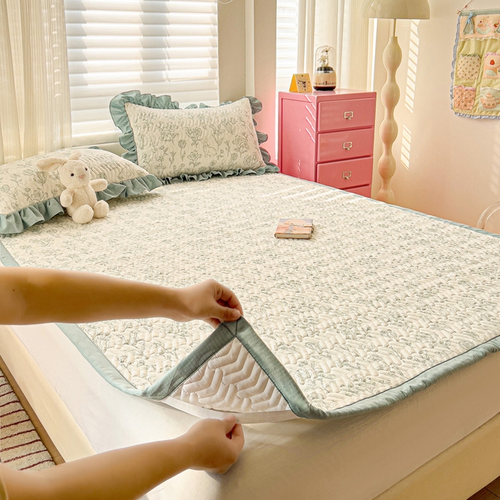 纽缦家纺 2026春夏新款云感提花双层纱夹棉床垫 海像森林