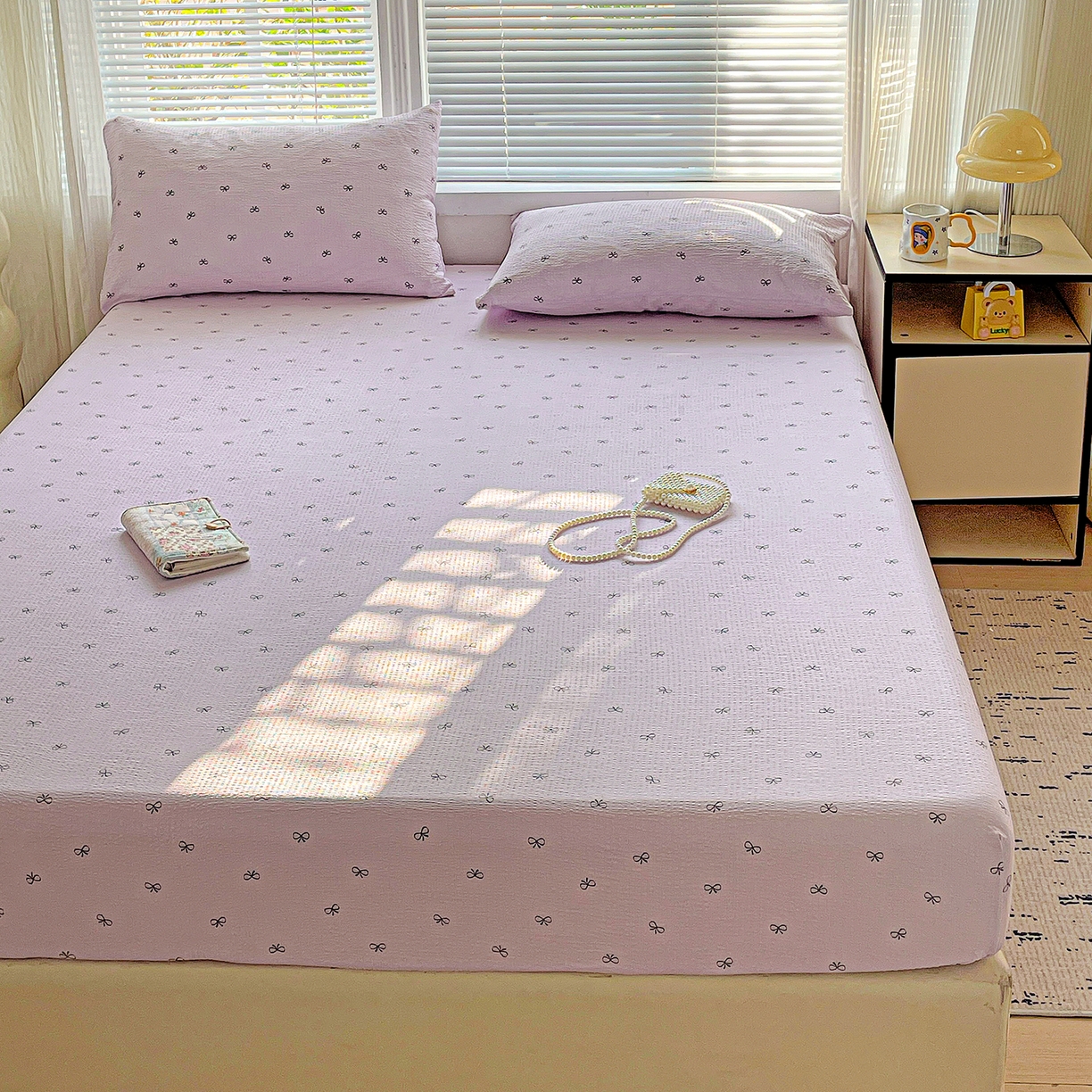 91家纺网 家纺一手货源 找家纺 优选良品 2025新款ins小清新木棉双层纱印花床笠床垫保护罩枕套三件套 蝴蝶结-紫