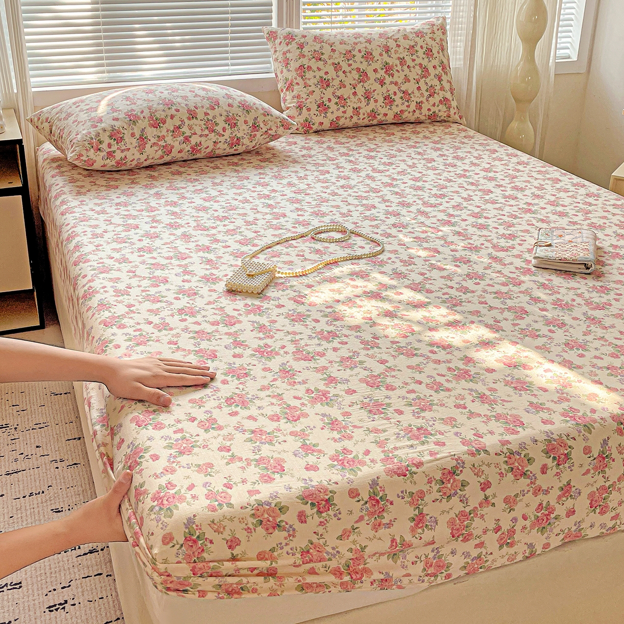 91家纺网 家纺一手货源 找家纺 优选良品 2025新款ins小清新木棉双层纱印花床笠床垫保护罩枕套三件套 恋曲