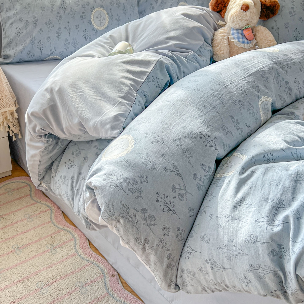 91家纺网 家纺一手货源 找家纺 暖伊家居 2026新款澳洲原单仿棉布袋四件套 芊朵