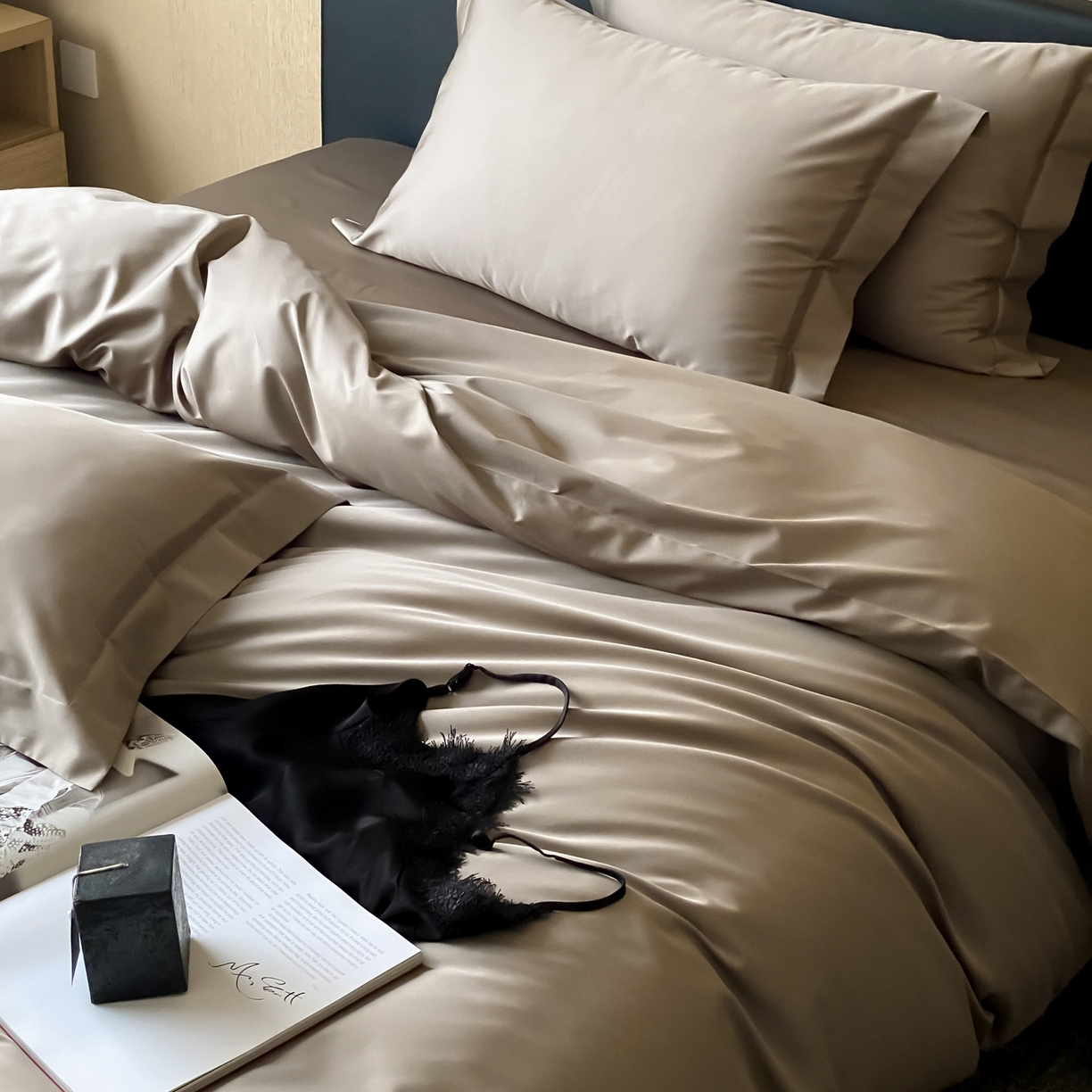 91家纺网 家纺一手货源 找家纺 赫帛 2026新款60支pro加密新疆长绒棉全棉纯棉四件套-实拍 沙土棕