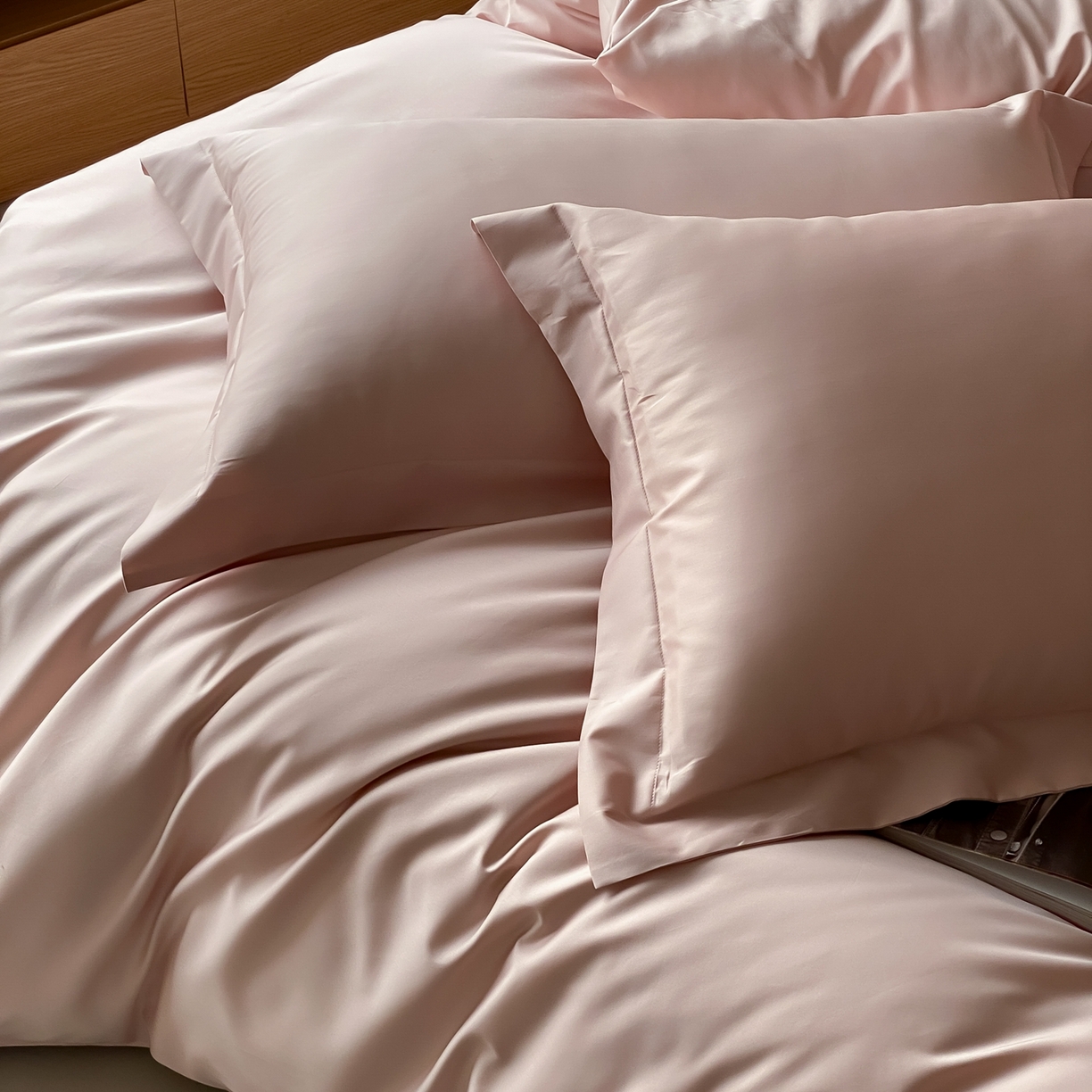 91家纺网 家纺一手货源 找家纺 赫帛 2026新款60支pro加密新疆长绒棉全棉纯棉四件套-实拍 蜜桃粉