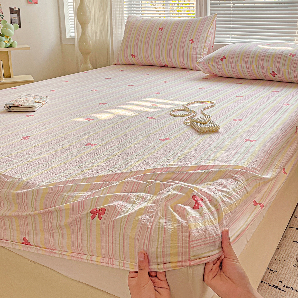 91家纺网 家纺一手货源 找家纺 优选良品 2025新款ins小清新木棉双层纱印花床笠床垫保护罩枕套三件套 梦露