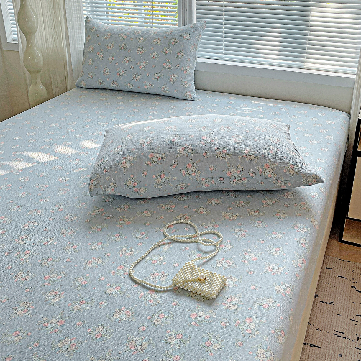 91家纺网 家纺一手货源 找家纺 优选良品 2025新款ins小清新木棉双层纱印花床笠床垫保护罩枕套三件套 晚风逐梦