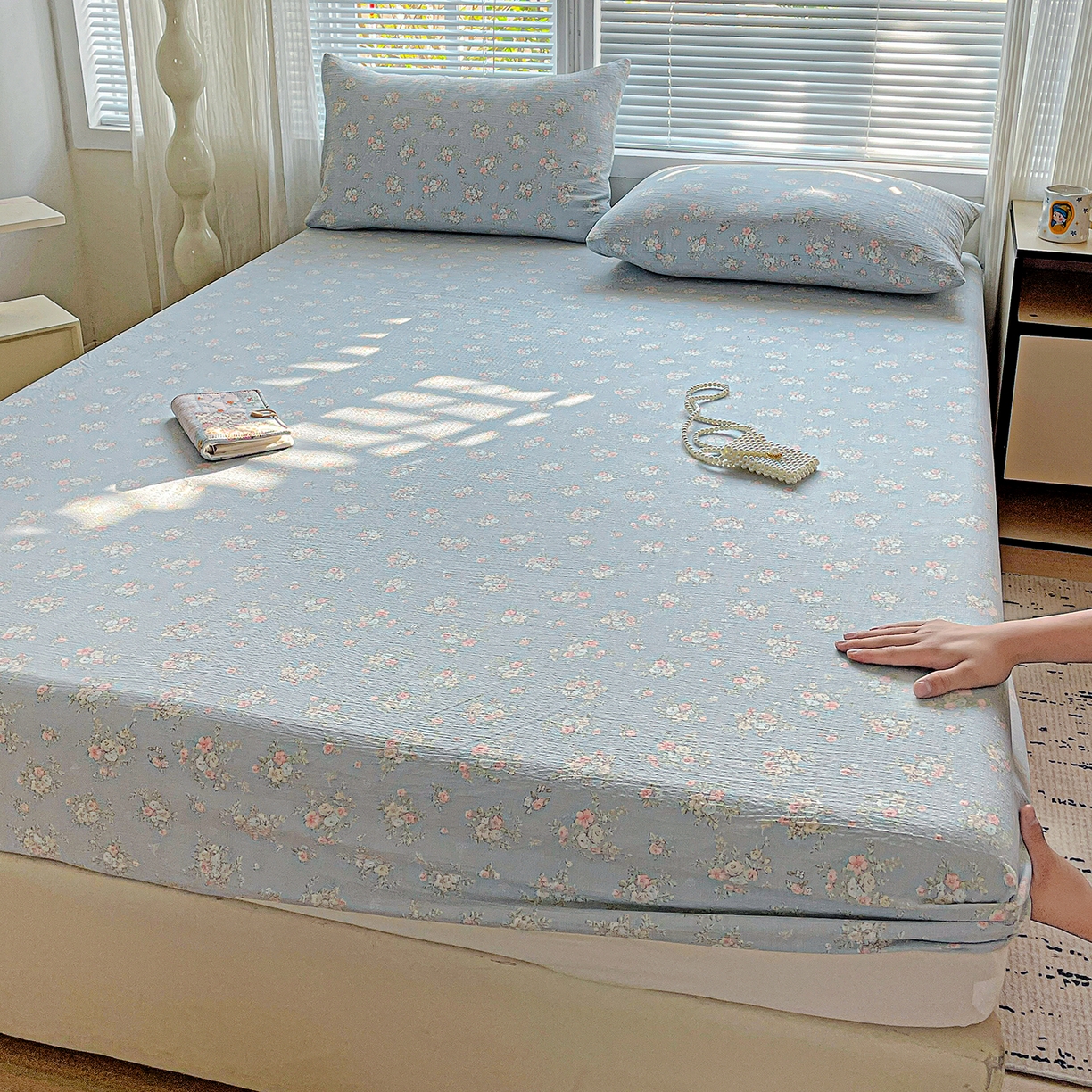 91家纺网 家纺一手货源 找家纺 优选良品 2025新款ins小清新木棉双层纱印花床笠床垫保护罩枕套三件套 晚风逐梦