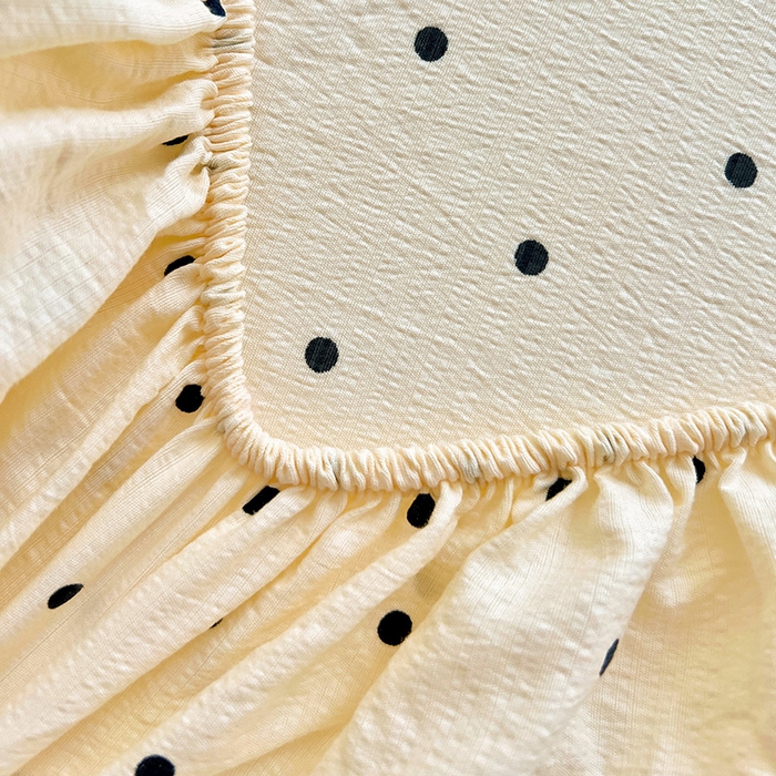 91家纺网 家纺一手货源 找家纺 优选良品 2025新款ins小清新木棉双层纱印花床笠床垫保护罩枕套三件套 小点点