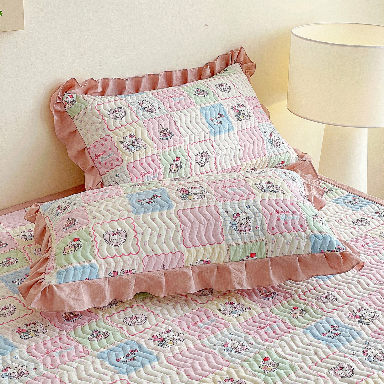 91家纺网 家纺一手货源 找家纺 纽缦家纺 2026春夏新款云感提花双层纱夹棉床垫 蛋糕派