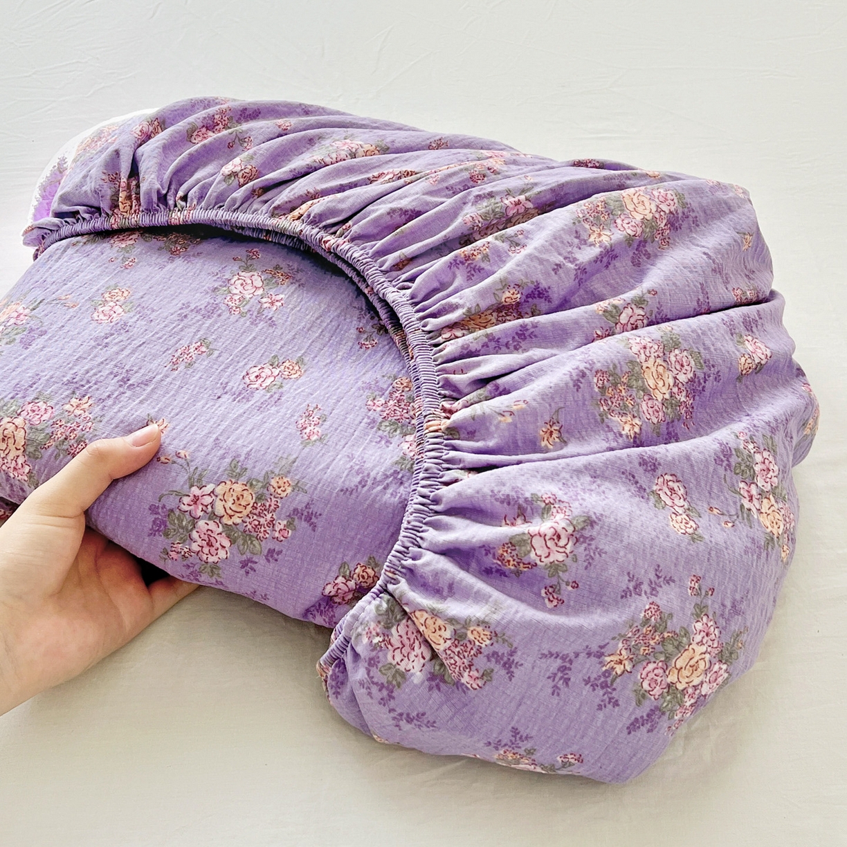 91家纺网 家纺一手货源 找家纺 优选良品 2025新款ins小清新木棉双层纱印花床笠床垫保护罩枕套三件套 花汀