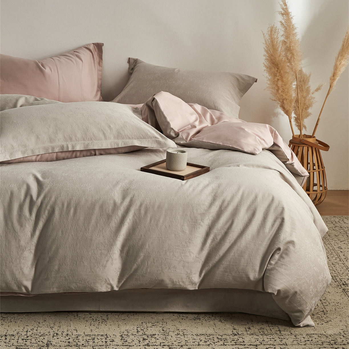 91家纺网 家纺一手货源 找家纺 顾家家居 2026新款AB面全棉厚织提花四件套 染秋-古茶