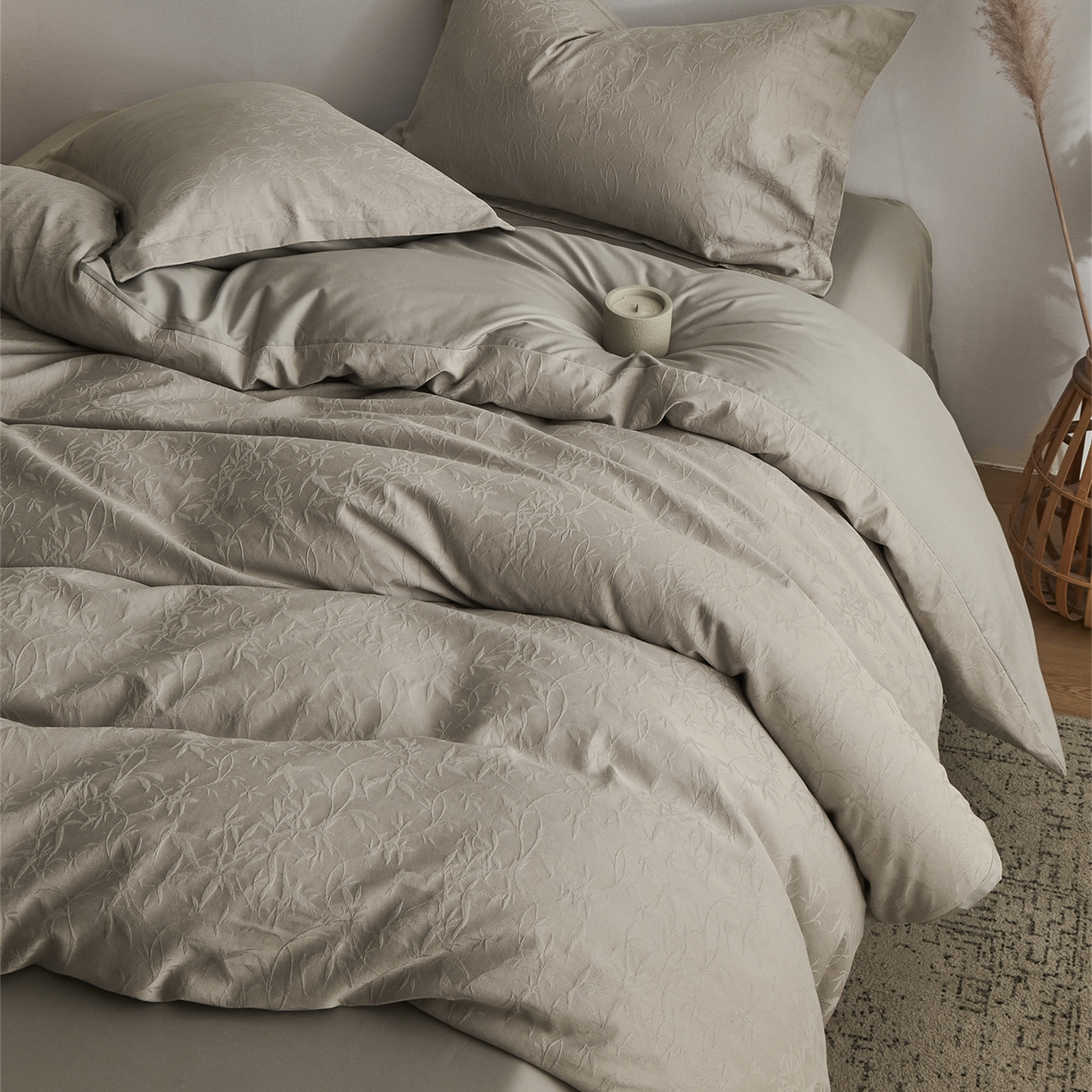 91家纺网 家纺一手货源 找家纺 顾家家居 2026新款AB面全棉厚织提花四件套 森蔓-古茶