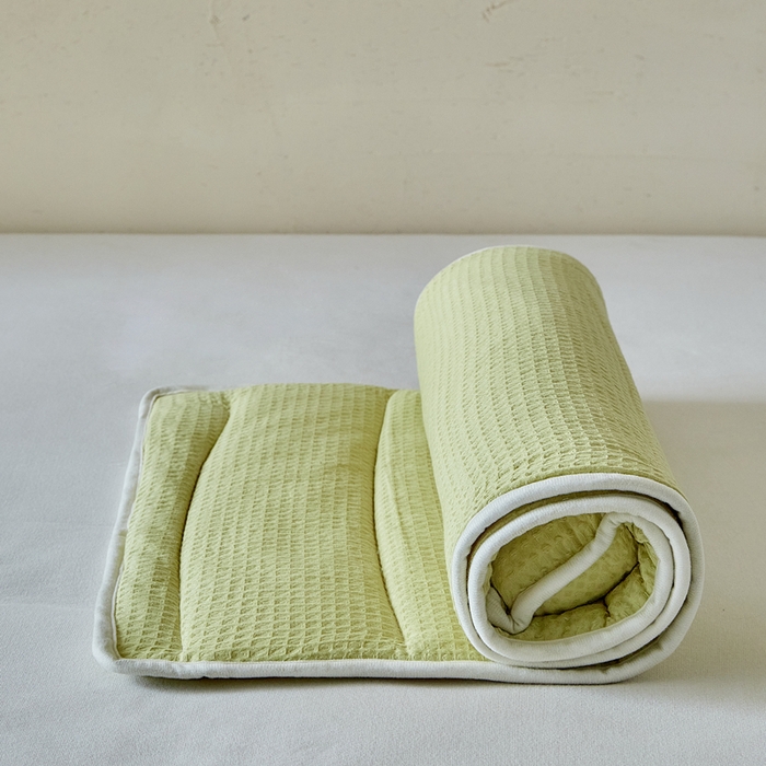 91家纺网 家纺一手货源 找家纺 梵希良品家纺 2026新款毛巾枕头枕芯护颈椎助睡眠反弓便携折叠高低度可调节牵引圆柱睡觉专用 果绿-PE软管款