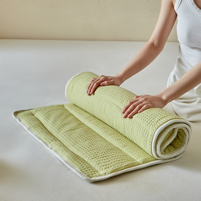 91家纺网 家纺一手货源 找家纺 梵希良品家纺 2026新款毛巾枕头枕芯护颈椎助睡眠反弓便携折叠高低度可调节牵引圆柱睡觉专用 果绿-荞麦款