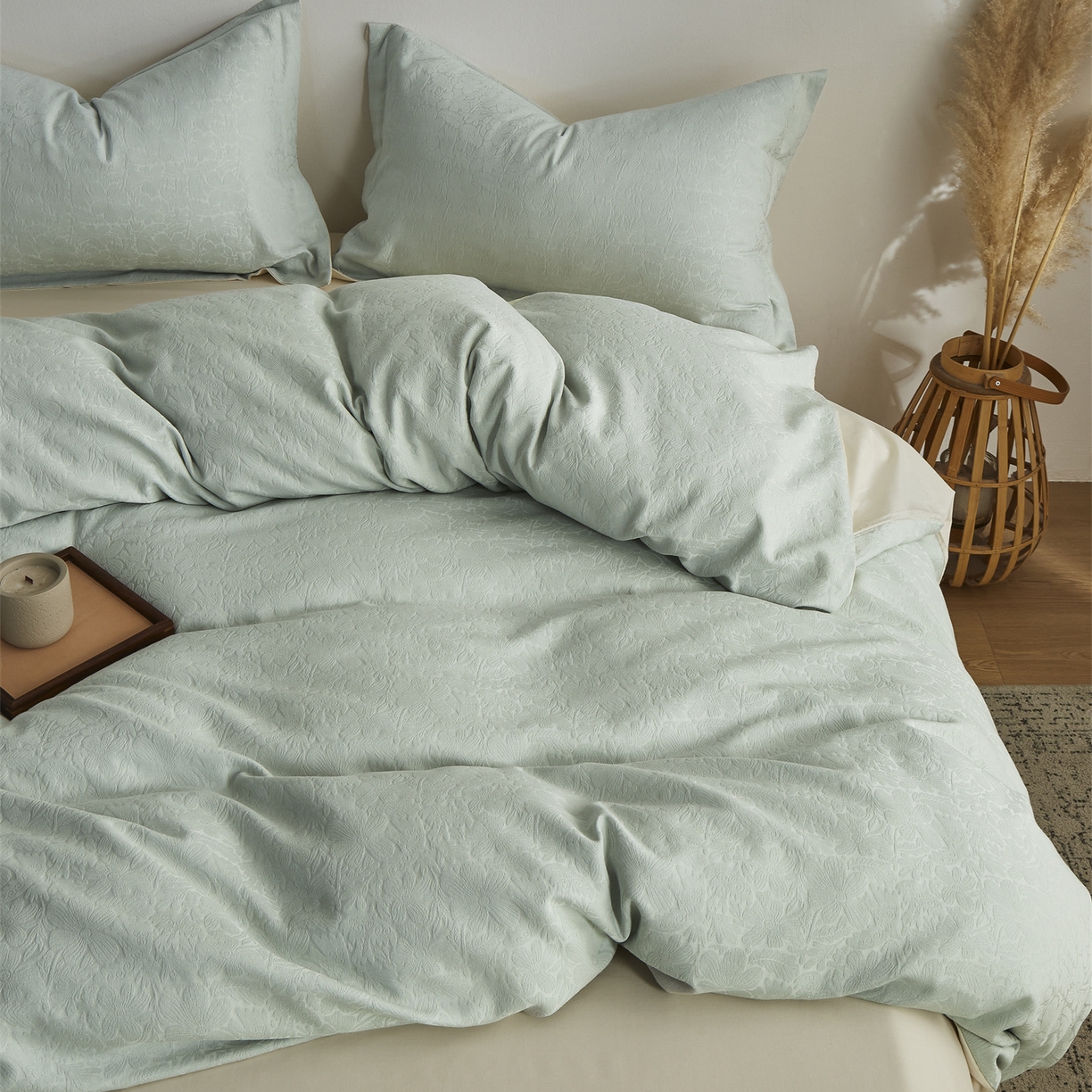 91家纺网 家纺一手货源 找家纺 顾家家居 2026新款AB面全棉厚织提花四件套 沄芷-明绿