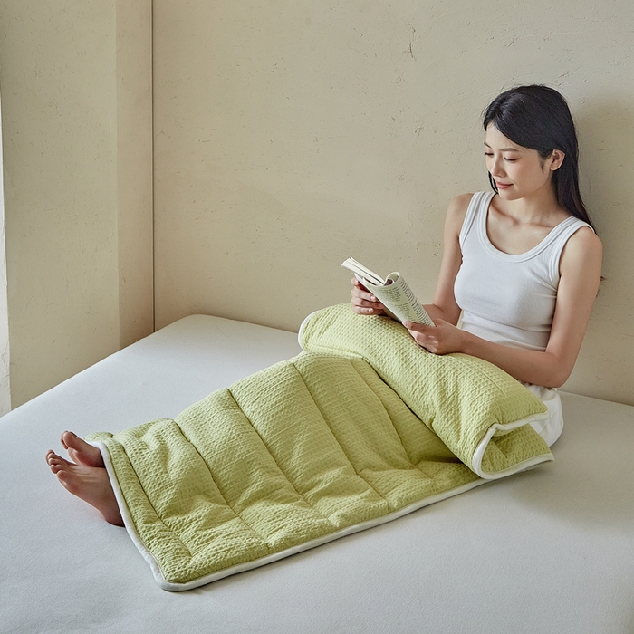 91家纺网 家纺一手货源 找家纺 梵希良品家纺 2026新款毛巾枕头枕芯护颈椎助睡眠反弓便携折叠高低度可调节牵引圆柱睡觉专用 果绿-纤维款