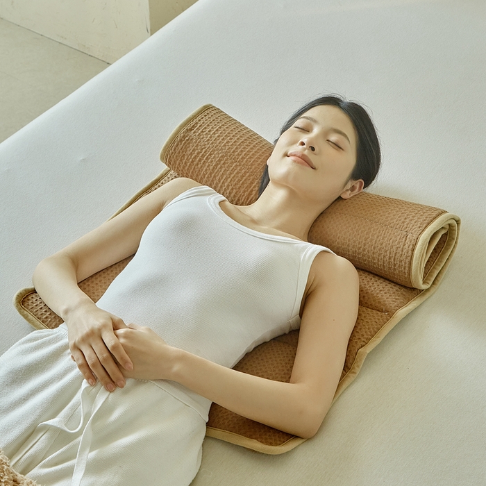 91家纺网 家纺一手货源 找家纺 梵希良品家纺 2026新款毛巾枕头枕芯护颈椎助睡眠反弓便携折叠高低度可调节牵引圆柱睡觉专用 浅咖-PE软管款