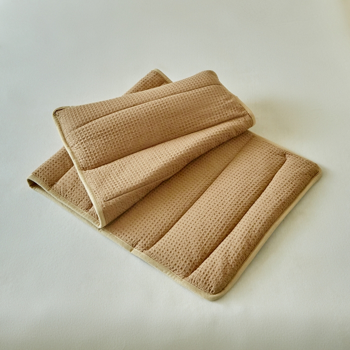 91家纺网 家纺一手货源 找家纺 梵希良品家纺 2026新款毛巾枕头枕芯护颈椎助睡眠反弓便携折叠高低度可调节牵引圆柱睡觉专用 浅咖-PE软管款