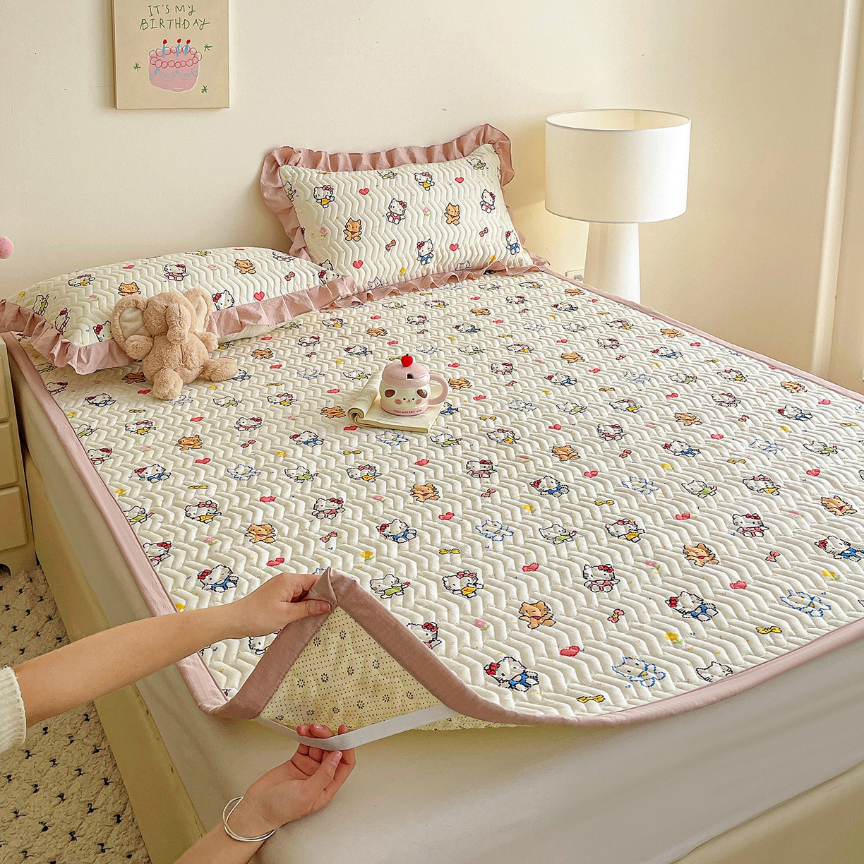 纽缦家纺 2026春夏新款云感提花双层纱夹棉床垫 像素小猫