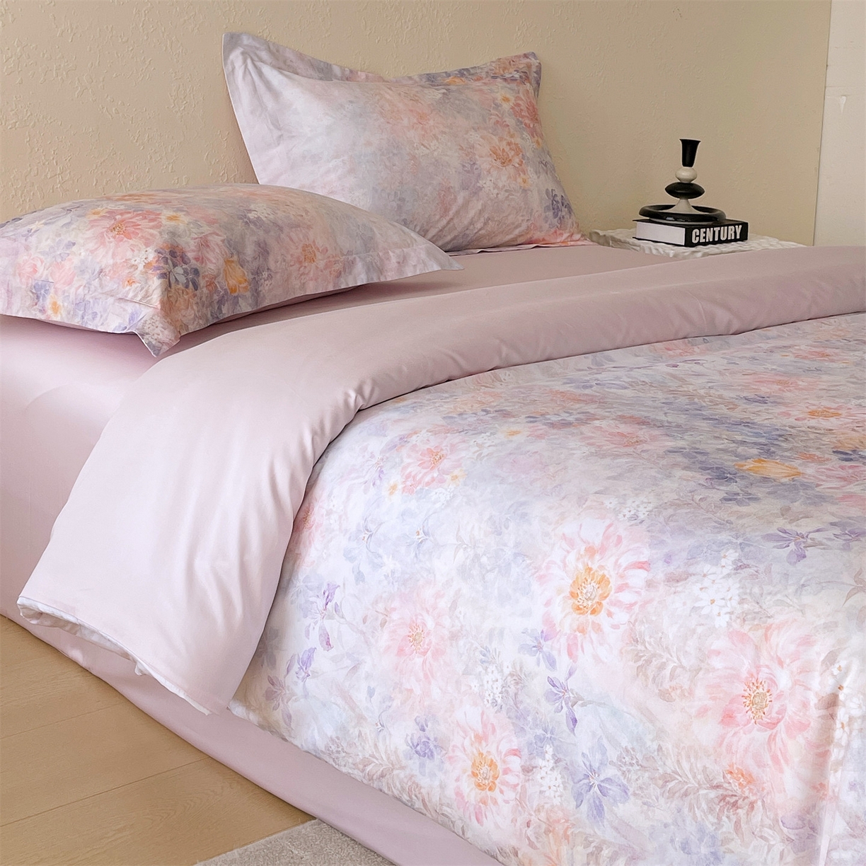 91家纺网 家纺一手货源 找家纺 鼎飞家纺 2026新款100S长绒棉数码印花四件套-春日序 春日序-紫