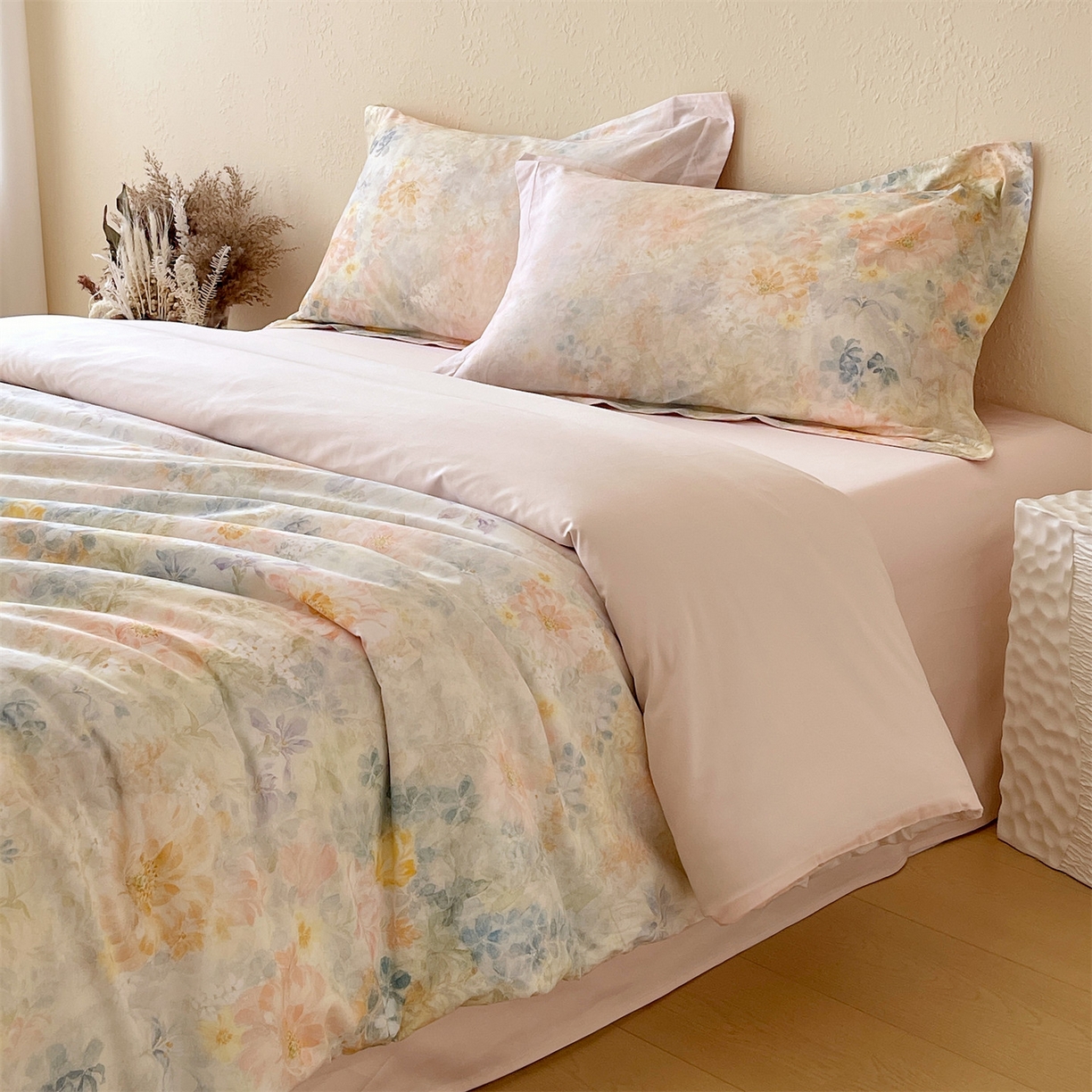 91家纺网 家纺一手货源 找家纺 鼎飞家纺 2026新款100S长绒棉数码印花四件套-春日序 春日序-粉