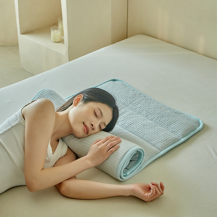 91家纺网 家纺一手货源 找家纺 梵希良品家纺 2026新款毛巾枕头枕芯护颈椎助睡眠反弓便携折叠高低度可调节牵引圆柱睡觉专用 浅蓝-荞麦款