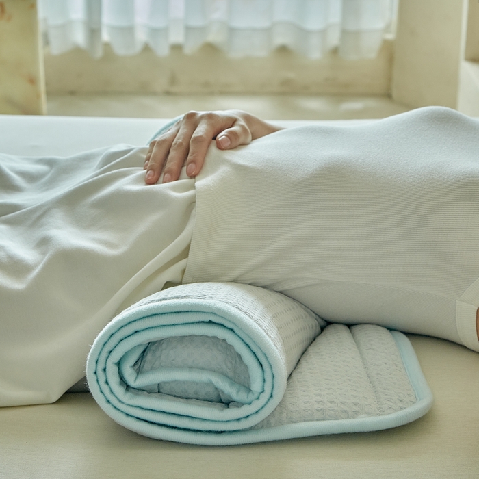 91家纺网 家纺一手货源 找家纺 梵希良品家纺 2026新款毛巾枕头枕芯护颈椎助睡眠反弓便携折叠高低度可调节牵引圆柱睡觉专用 浅蓝-荞麦款