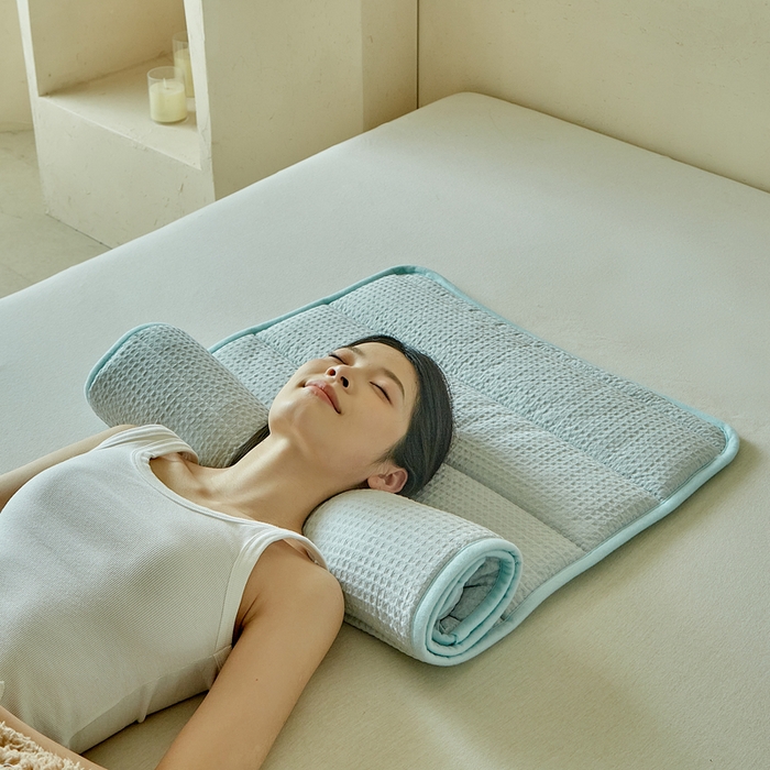 91家纺网 家纺一手货源 找家纺 梵希良品家纺 2026新款毛巾枕头枕芯护颈椎助睡眠反弓便携折叠高低度可调节牵引圆柱睡觉专用 浅蓝-荞麦款