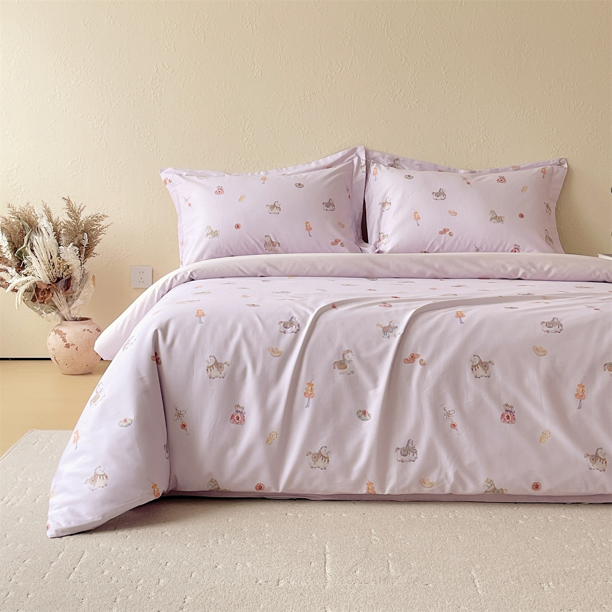 91家纺网 家纺一手货源 找家纺 鼎飞家纺 2026新款100S长绒棉数码印花四件套-马承金福 马承金福-紫粉