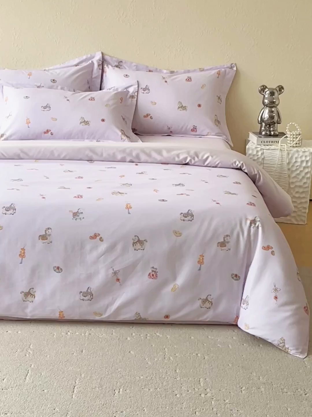 91家纺网 家纺一手货源 找家纺 鼎飞家纺 2026新款100S长绒棉数码印花四件套-马承金福 马承金福-紫粉