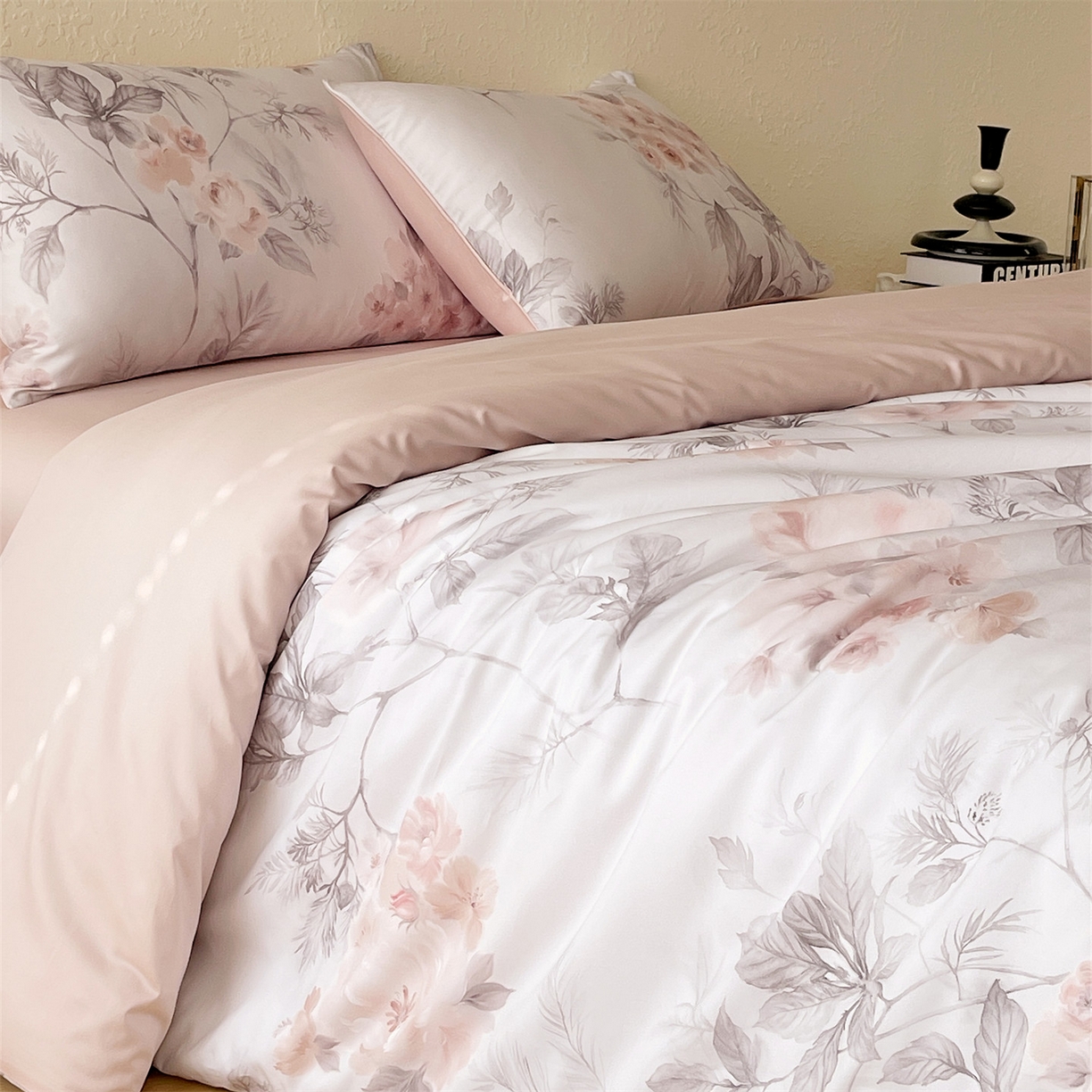 91家纺网 家纺一手货源 找家纺 （总）鼎飞家纺 2026新款100S长绒棉数码印花四件套-紫雾花语