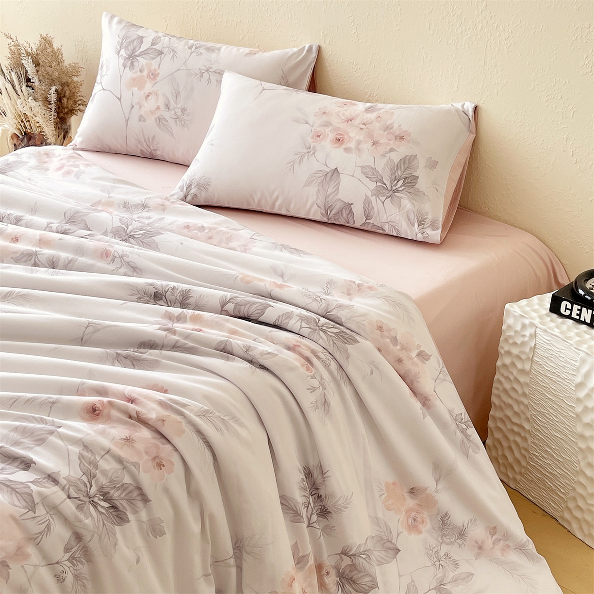 91家纺网 家纺一手货源 找家纺 （总）鼎飞家纺 2026新款100S长绒棉数码印花四件套-紫雾花语