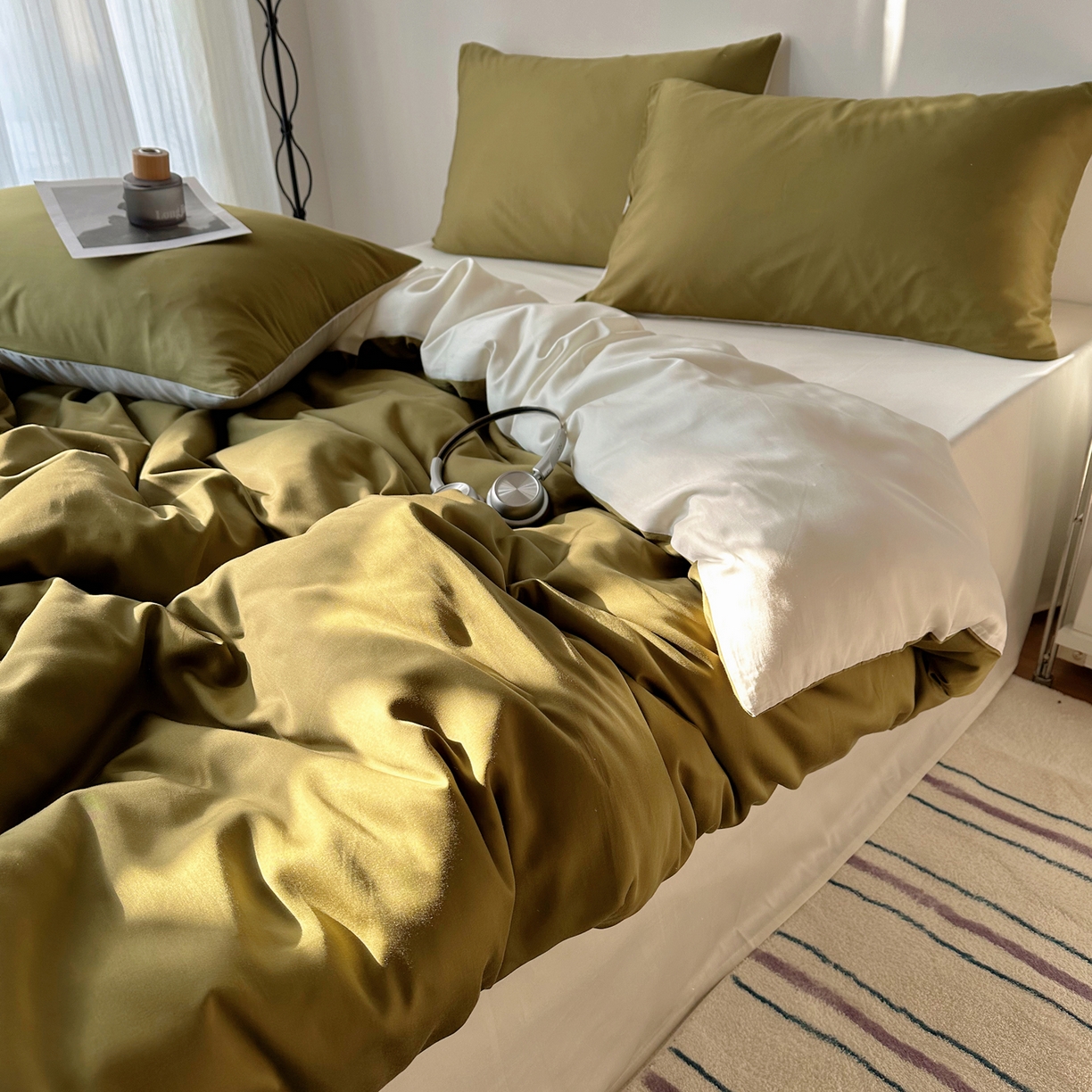 悦织湾家纺 2026新款亲肤舒适冰丝四件套夏秋季凉爽透气纯色双拼床上用品学生宿舍单双人三四件套 橄榄绿+米白