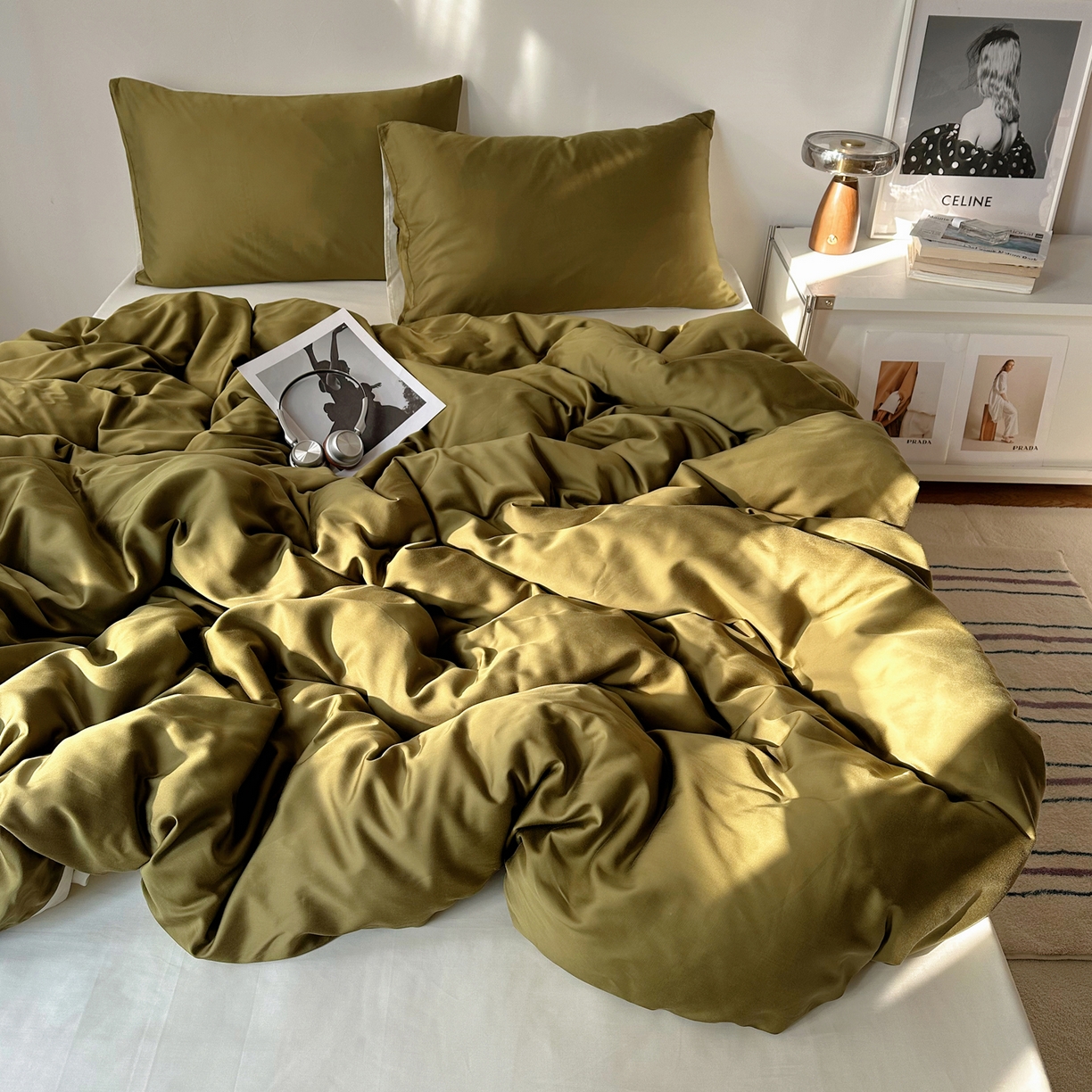 91家纺网 家纺一手货源 找家纺 悦织湾家纺 2026新款亲肤舒适冰丝四件套夏秋季凉爽透气纯色双拼床上用品学生宿舍单双人三四件套 橄榄绿+米白