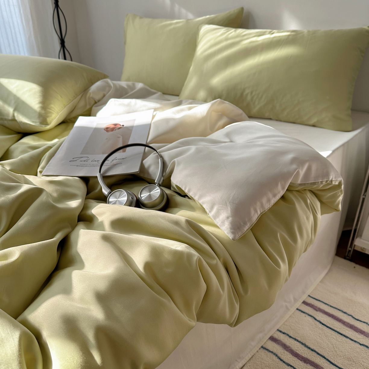 91家纺网 家纺一手货源 找家纺 悦织湾家纺 2026新款亲肤舒适冰丝四件套夏秋季凉爽透气纯色双拼床上用品学生宿舍单双人三四件套 果绿芝士