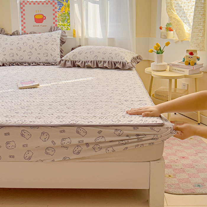 91家纺网 家纺一手货源 找家纺 （总）纽缦家纺 2026春夏新款云朵提花双层纱夹棉绗缝单床笠 床笠单件