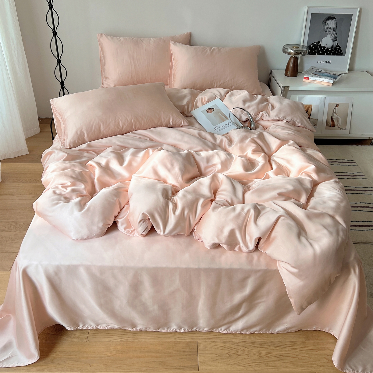 91家纺网 家纺一手货源 找家纺 悦织湾家纺 2026新款亲肤舒适冰丝四件套夏秋季凉爽透气纯色双拼床上用品学生宿舍单双人三四件套 可可粉调