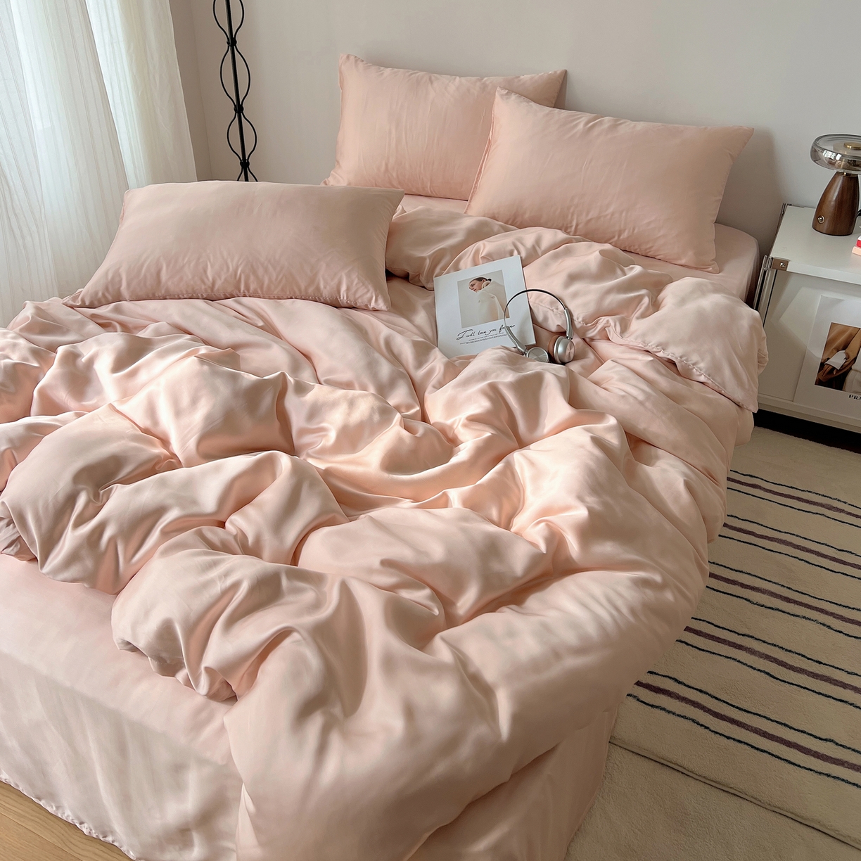 91家纺网 家纺一手货源 找家纺 悦织湾家纺 2026新款亲肤舒适冰丝四件套夏秋季凉爽透气纯色双拼床上用品学生宿舍单双人三四件套 可可粉调