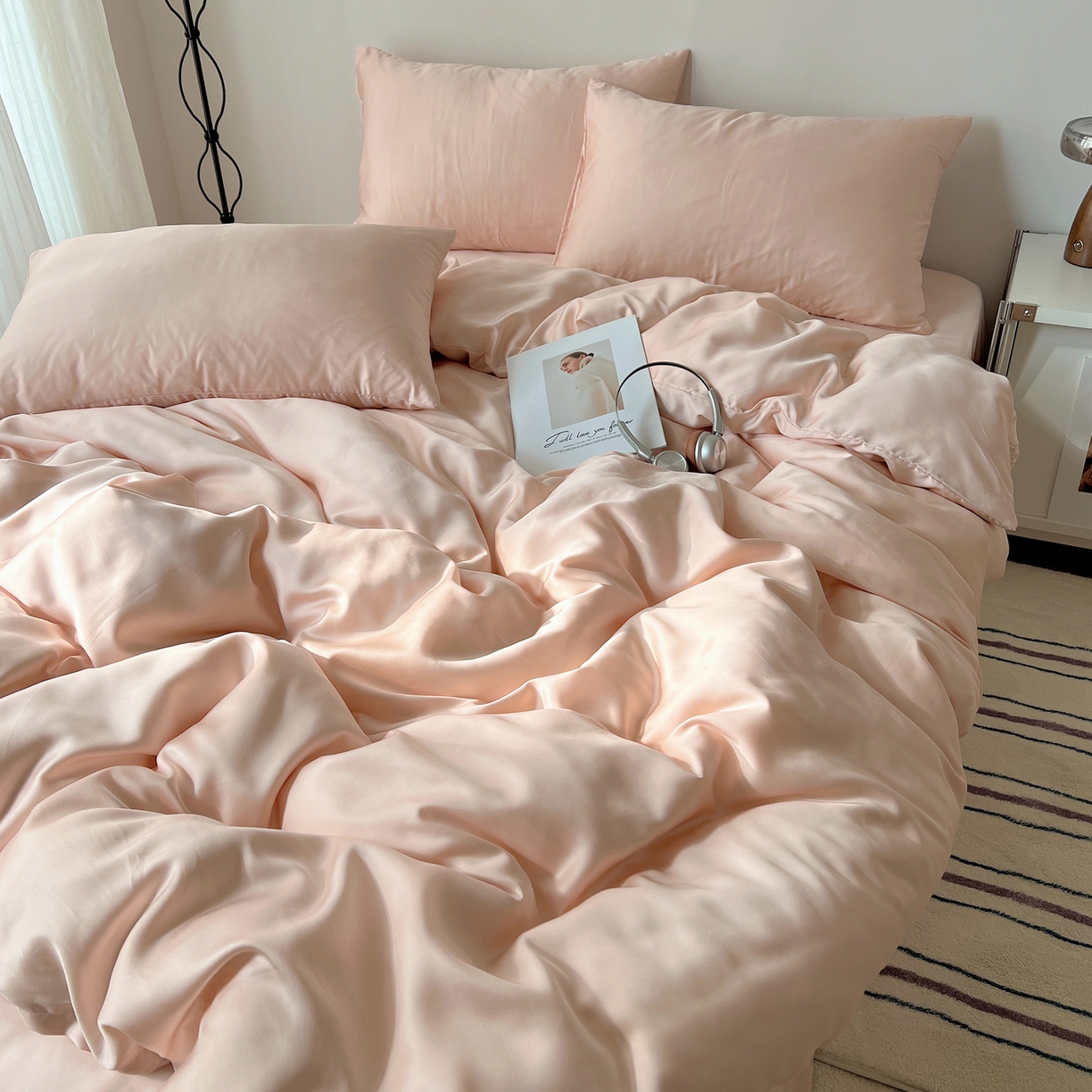 91家纺网 家纺一手货源 找家纺 悦织湾家纺 2026新款亲肤舒适冰丝四件套夏秋季凉爽透气纯色双拼床上用品学生宿舍单双人三四件套 可可粉调