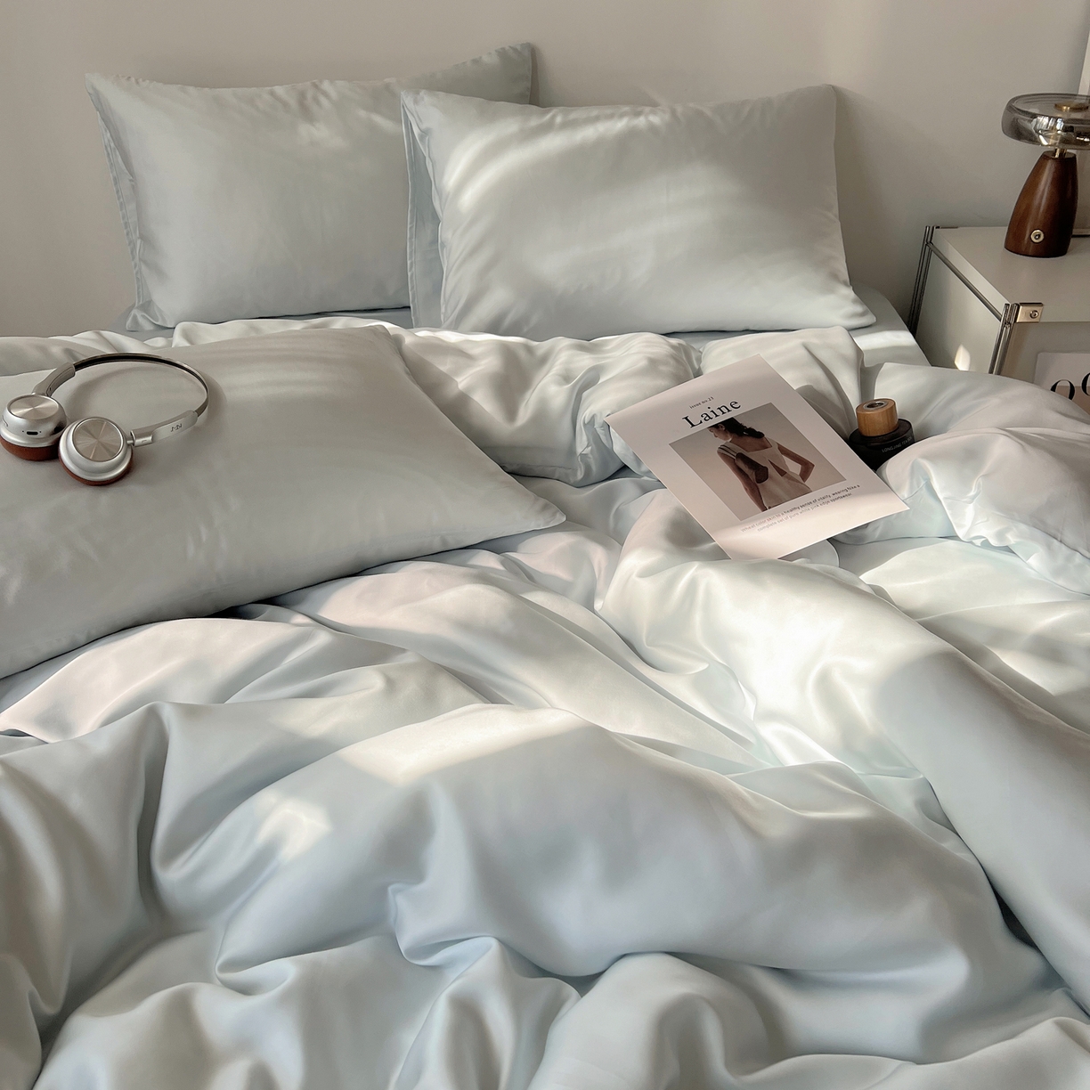 91家纺网 家纺一手货源 找家纺 悦织湾家纺 2026新款亲肤舒适冰丝四件套夏秋季凉爽透气纯色双拼床上用品学生宿舍单双人三四件套 可可蓝调