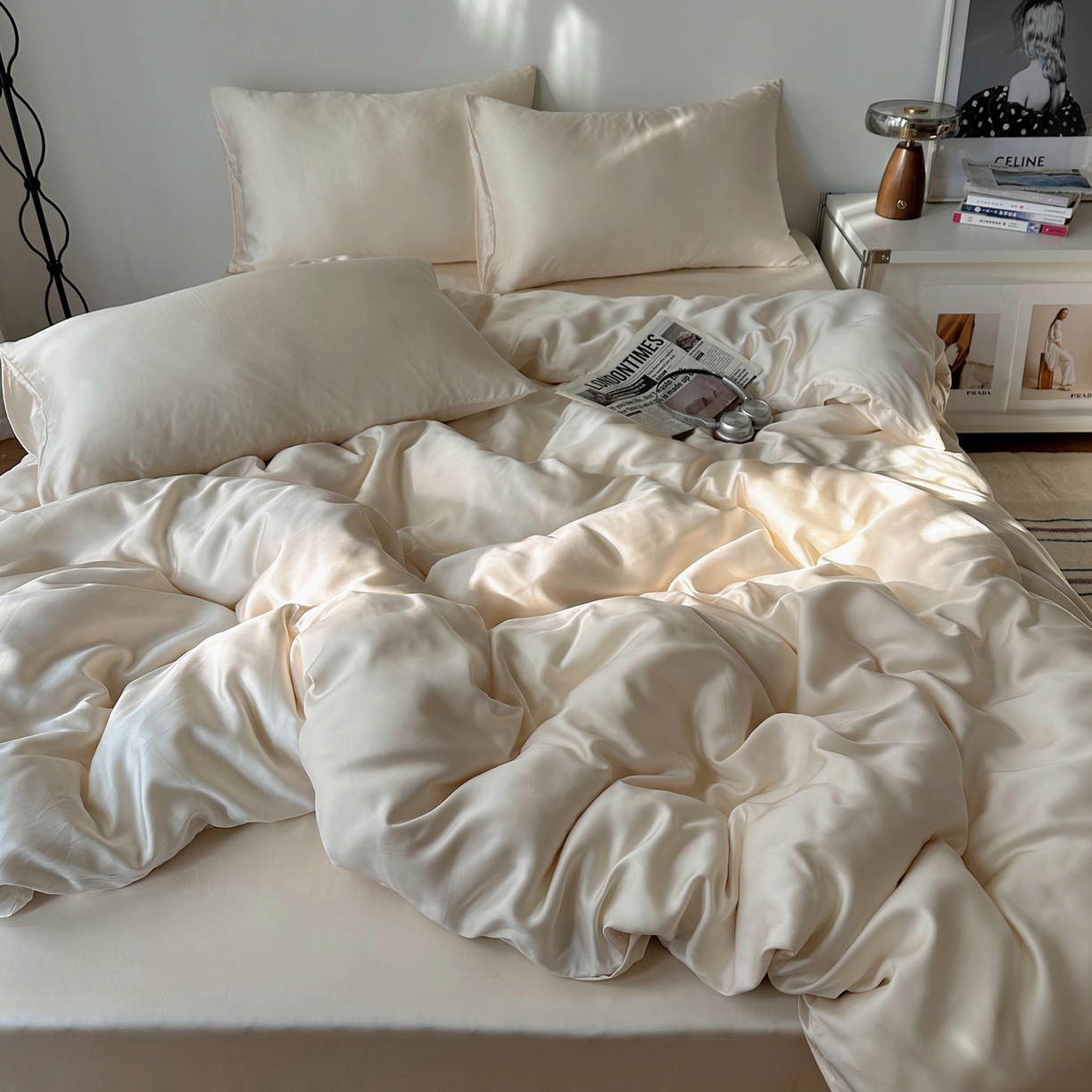 91家纺网 家纺一手货源 找家纺 悦织湾家纺 2026新款亲肤舒适冰丝四件套夏秋季凉爽透气纯色双拼床上用品学生宿舍单双人三四件套 可可奶油