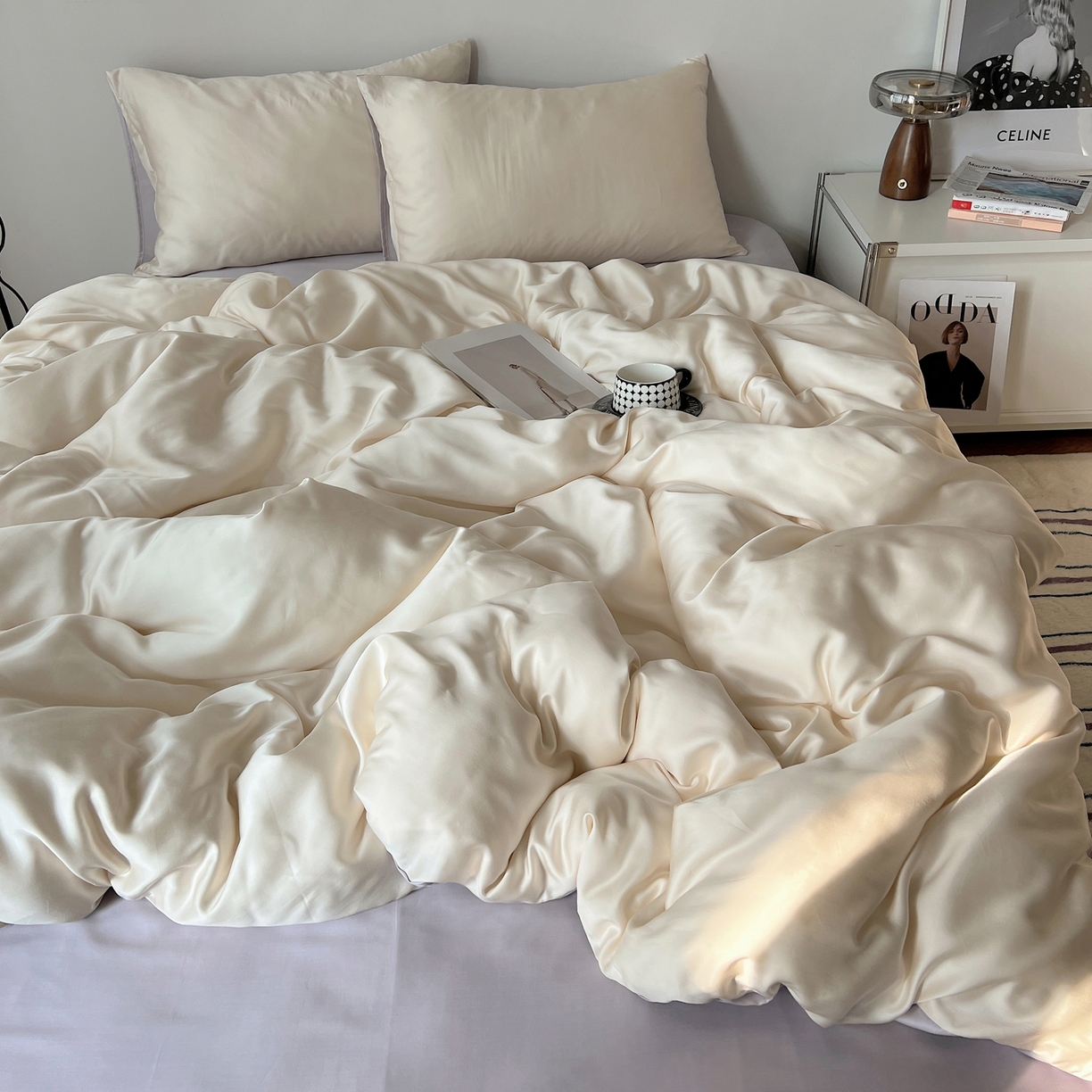 91家纺网 家纺一手货源 找家纺 悦织湾家纺 2026新款亲肤舒适冰丝四件套夏秋季凉爽透气纯色双拼床上用品学生宿舍单双人三四件套 米白+香芋紫