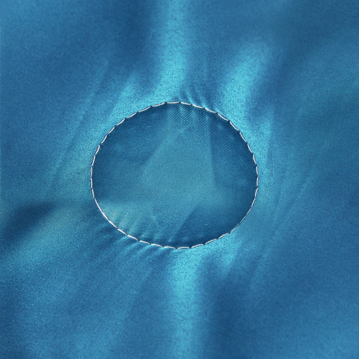 91家纺网 家纺一手货源 找家纺 好尚居 2026新款水洗真丝刺绣夏被被子被芯四件套 宾利蓝