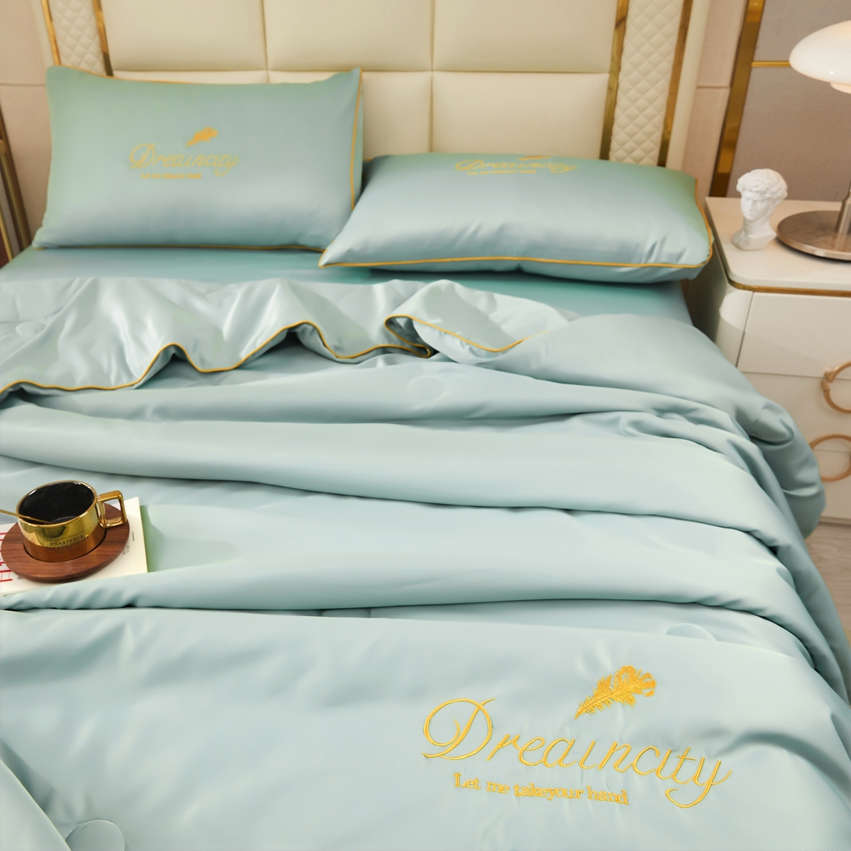 91家纺网 家纺一手货源 找家纺 好尚居 2026新款水洗真丝刺绣夏被被子被芯四件套 深海蓝