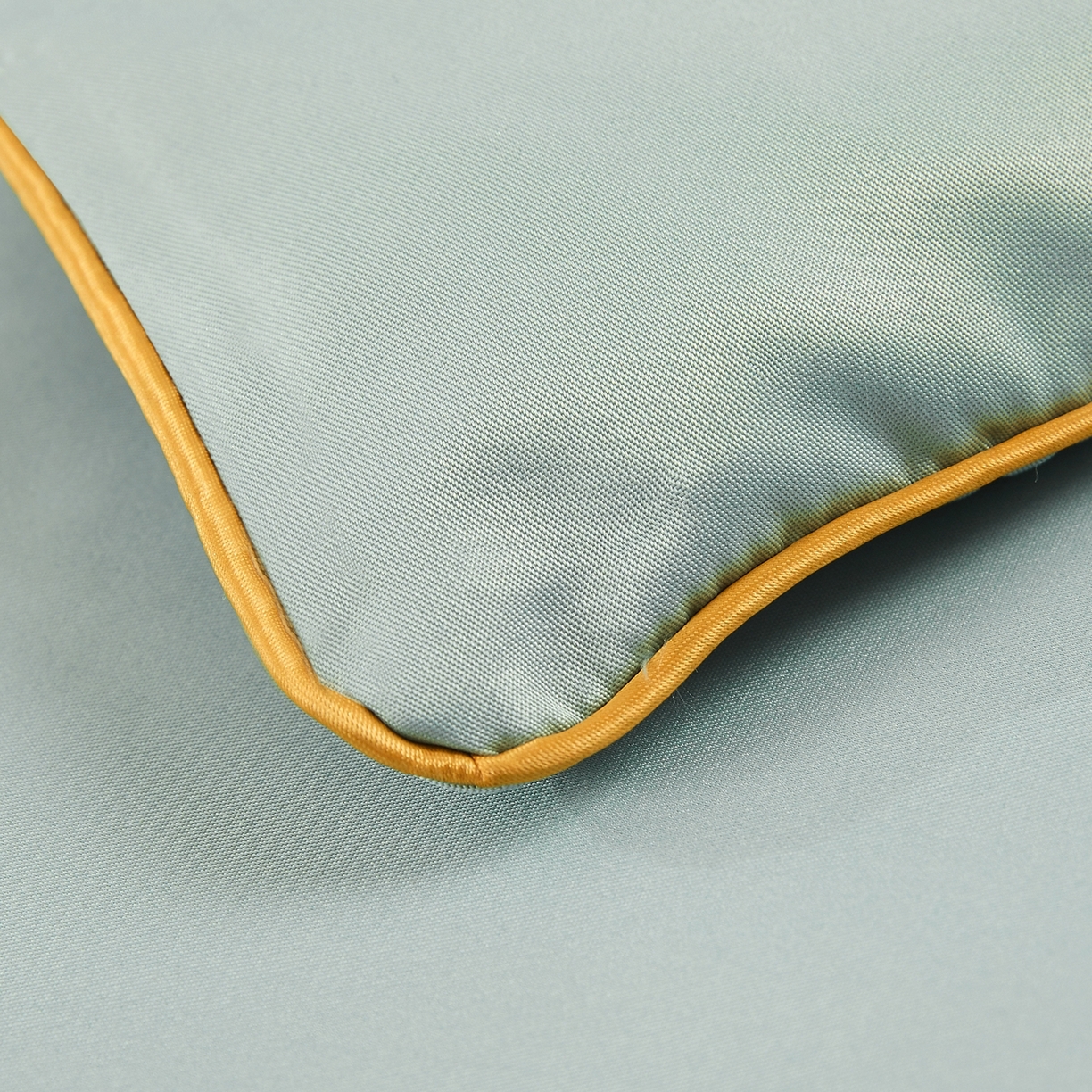 91家纺网 家纺一手货源 找家纺 好尚居 2026新款水洗真丝刺绣夏被被子被芯四件套 深海蓝